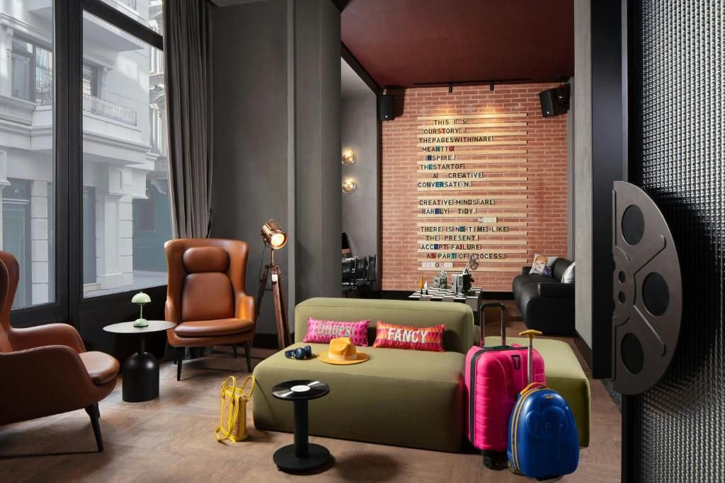 Moxy Istanbul Beyoglu фото 13
