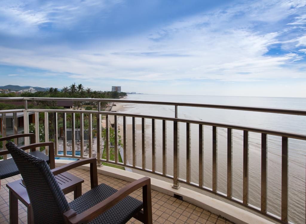 The Imperial Hua Hin Beach Resort фото 17