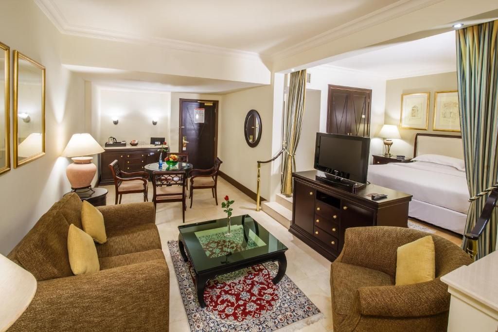 Grand Excelsior Hotel Deira фото 30