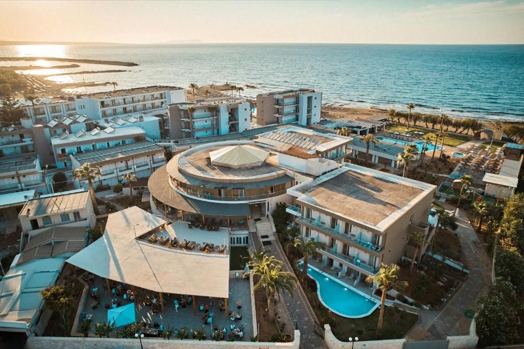 Malia Bay Beach Hotel & Bungalows фото 29