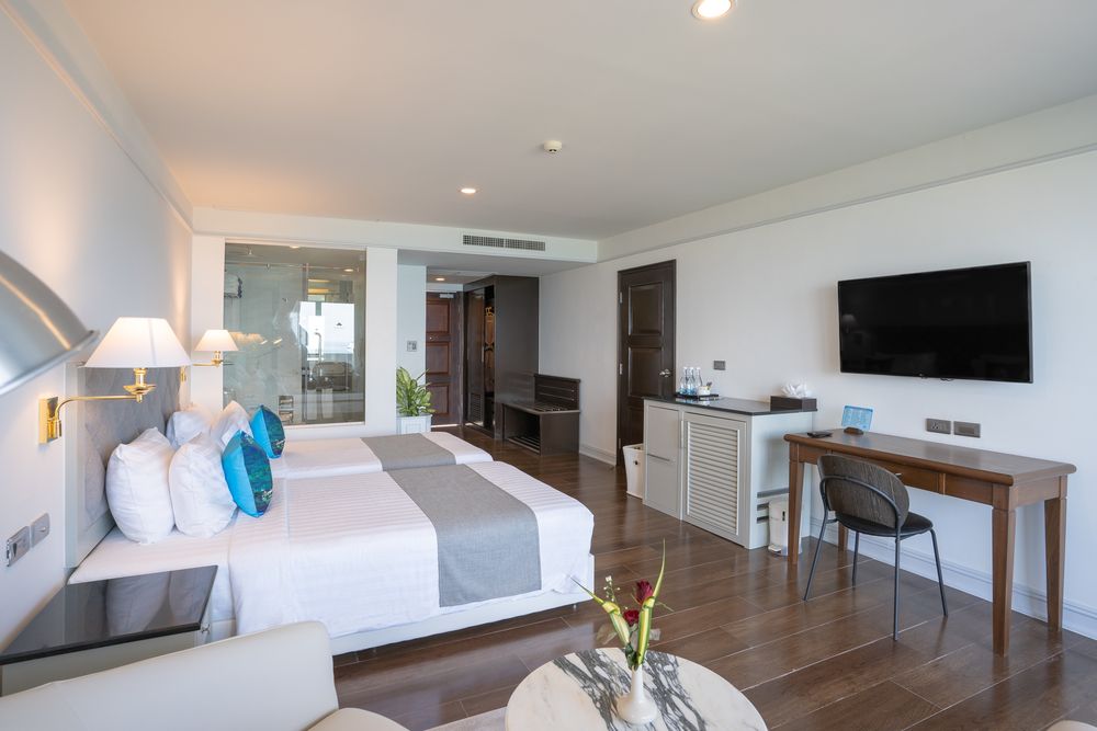Andaman Beach Suites Hotel фото 50