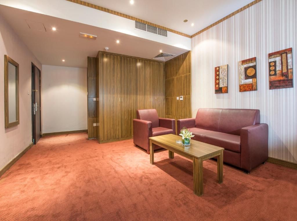 Royal Tulip Hotel фото 18