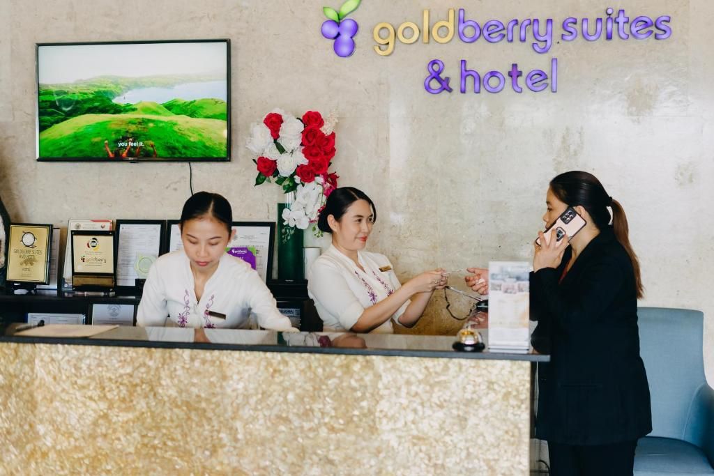 Goldberry Suites and Hotel фото 32
