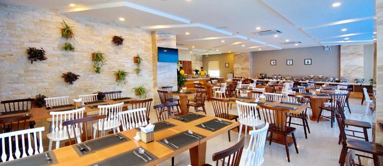 Фото отеля Gibson Hotel Nha Trang