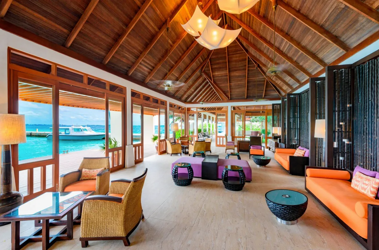 Sheraton Maldives Full Moon Resort & Spa фото 19