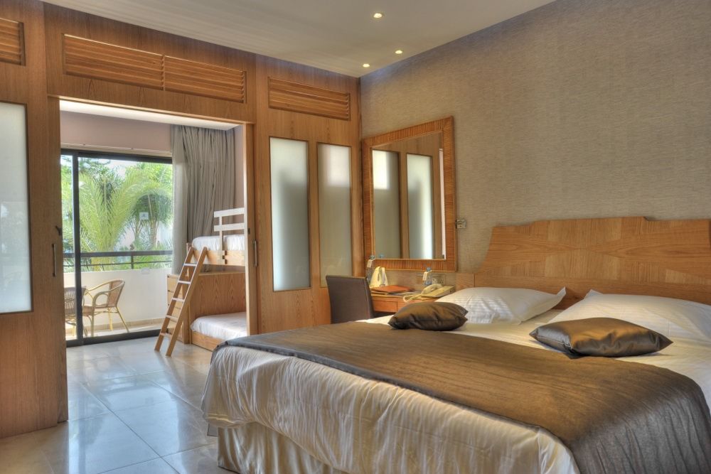 Adams Beach Hotel фото 72