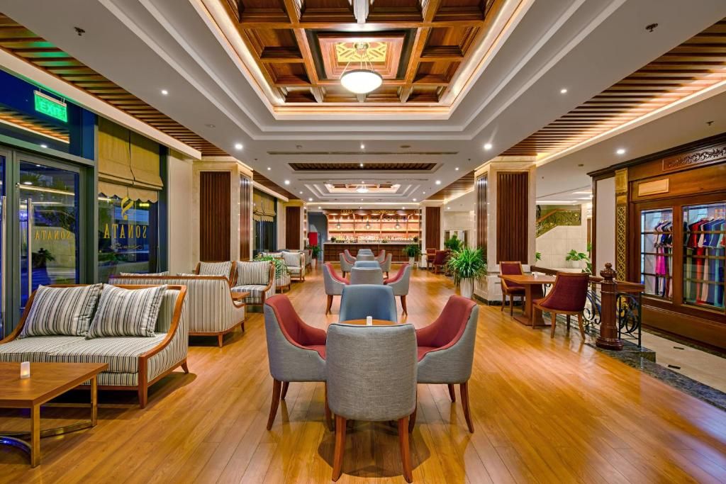 DLG Hotel Danang фото 37