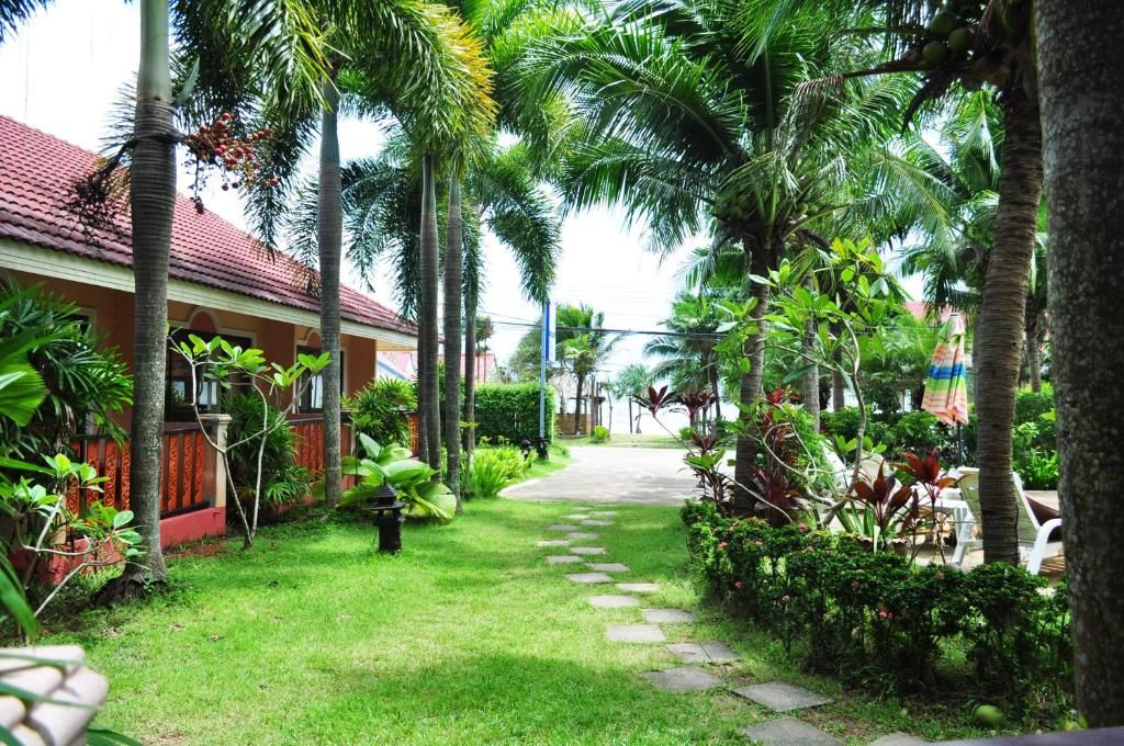 Lanta Seafront Resort фото 79