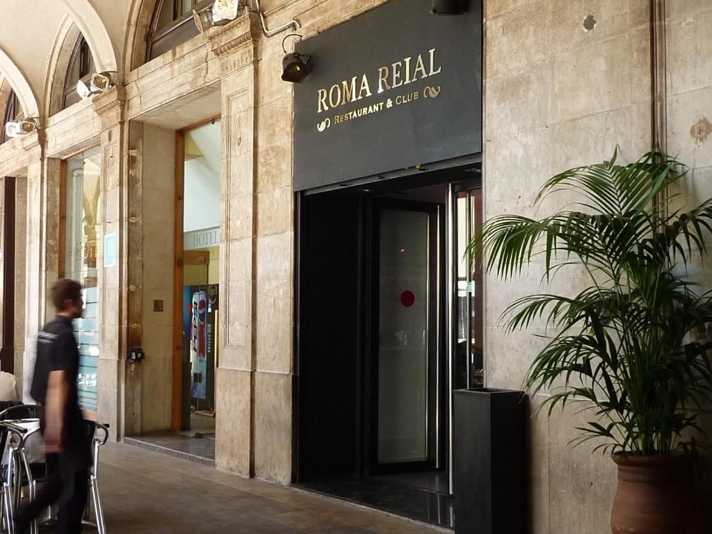 Hotel Roma Reial фото 58