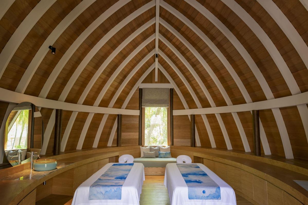 Emerald Faarufushi Resort & Spa фото 26