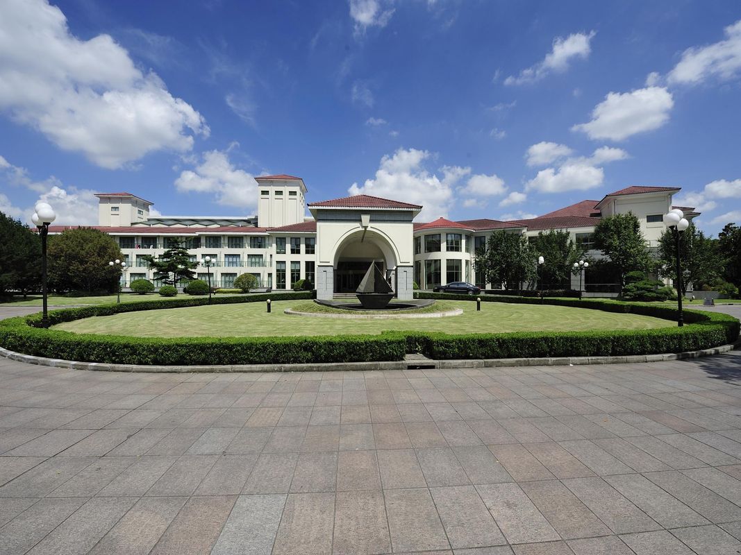 Hong Qiao State Guest фото 12