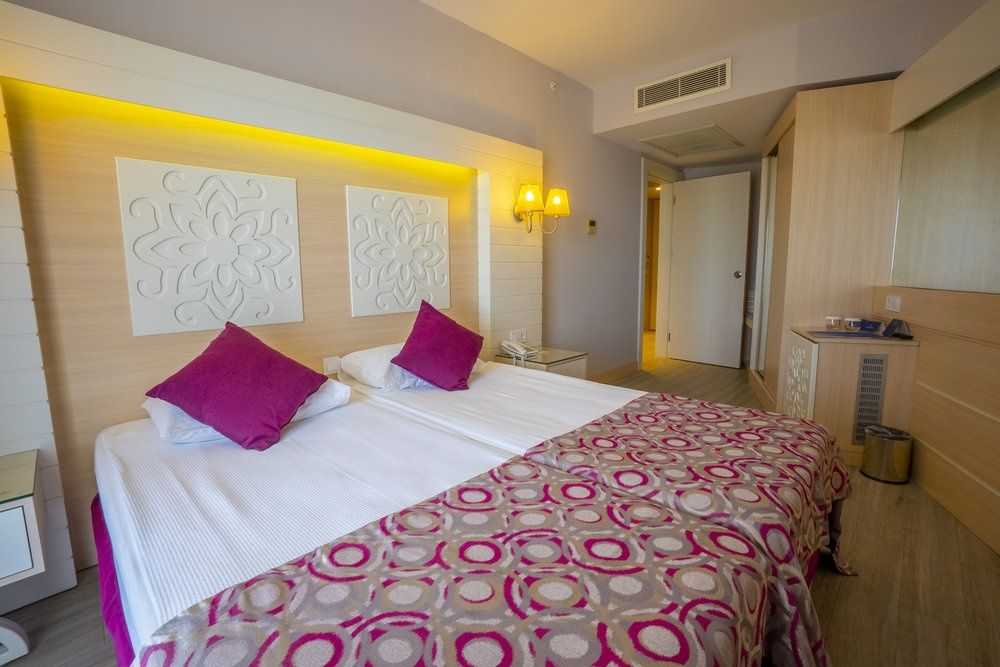 Sunmelia Beach Resort Hotel & Spa фото 200