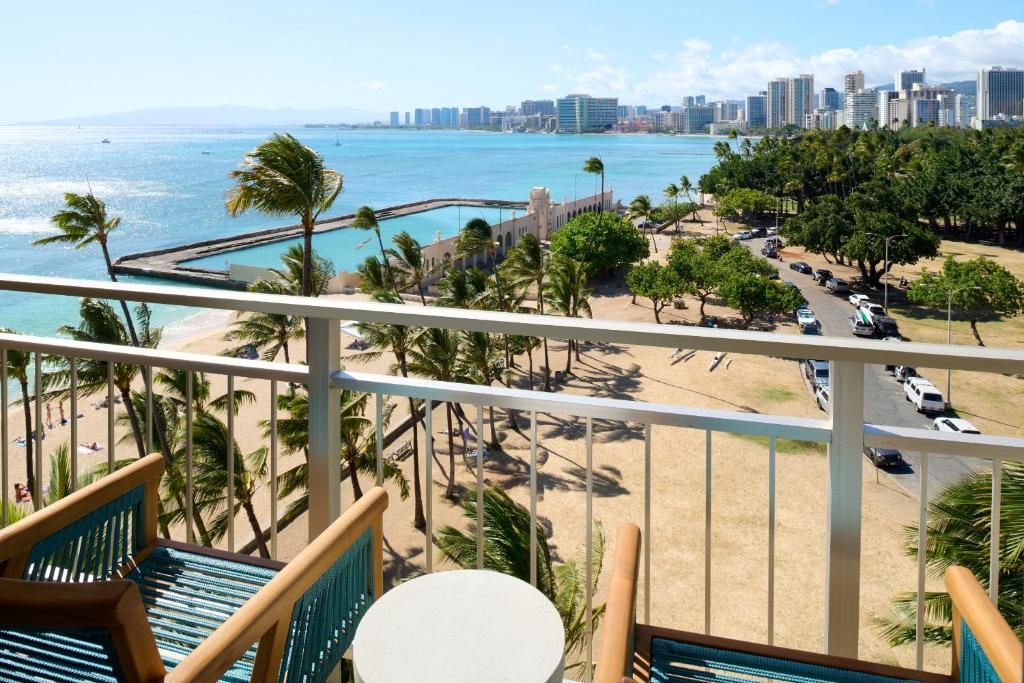 The New Otani Kaimana Beach Hotel фото 70