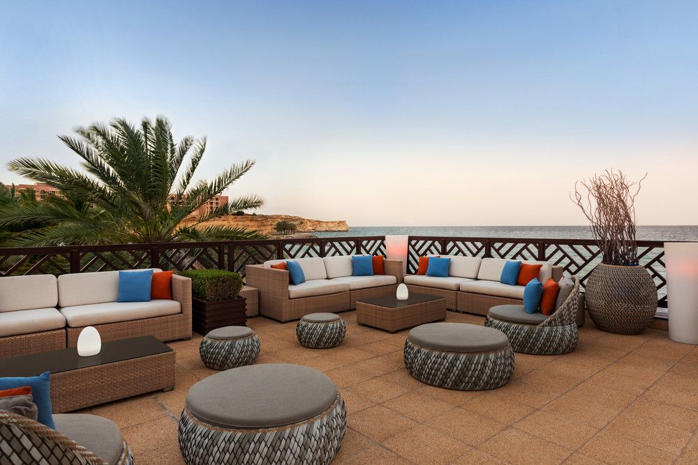 DoubleTree by Hilton Muscat Al Waha фото 45