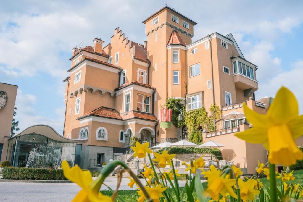 Hotel Schloss Mönchstein фото 27