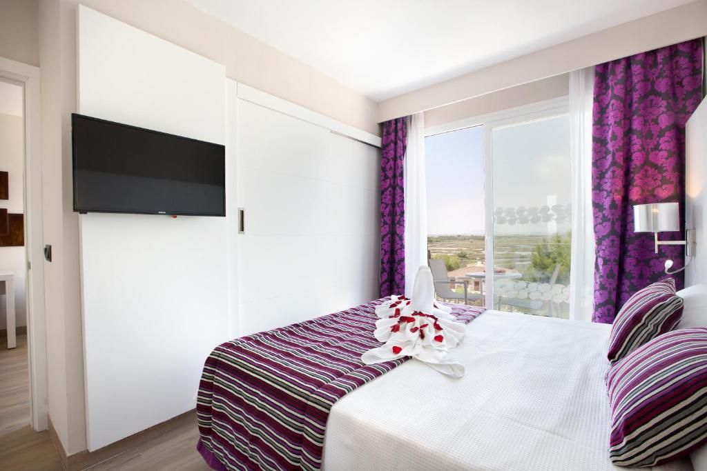Aparthotel Playa de Muro Suites фото 12