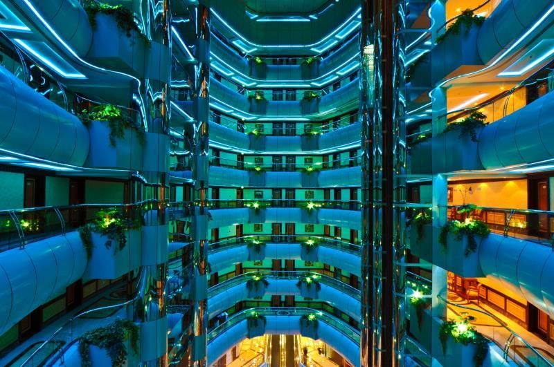 Emirates Concorde Hotel & Residence фото 10