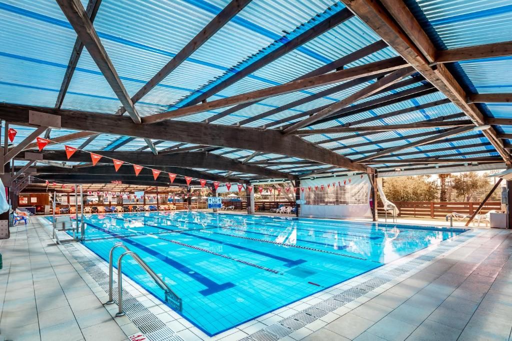 Kfar Maccabiah Hotel & Suites фото 37