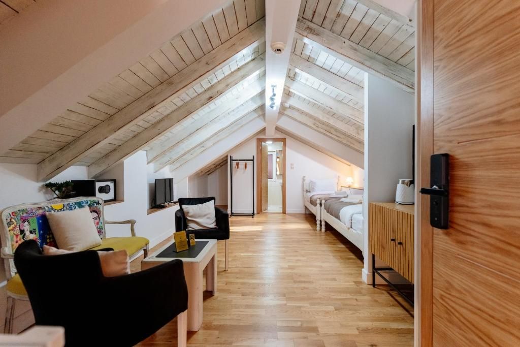 Accommodation Tianis Deluxe Rooms фото 14