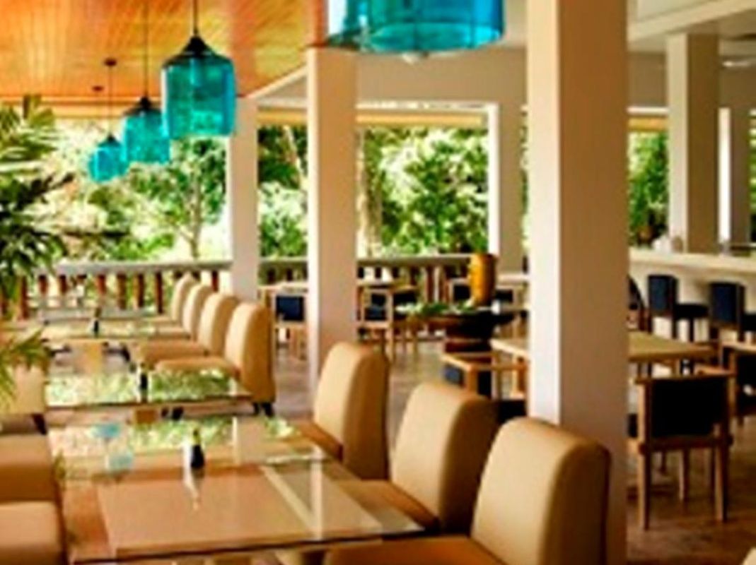 Amala Grand Bleu Resort фото 33