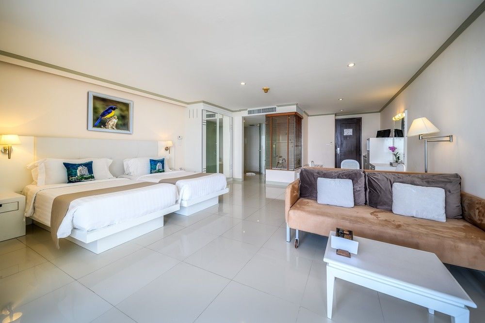 Andaman Beach Suites Hotel фото 49