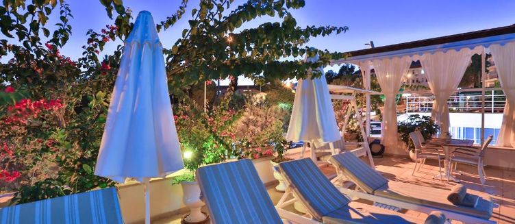 Фото отеля Linda Beach Boutique Class Hotel