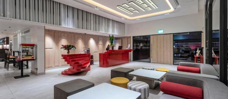 Фото отеля Oakwood Studios Sukhumvit Bangkok