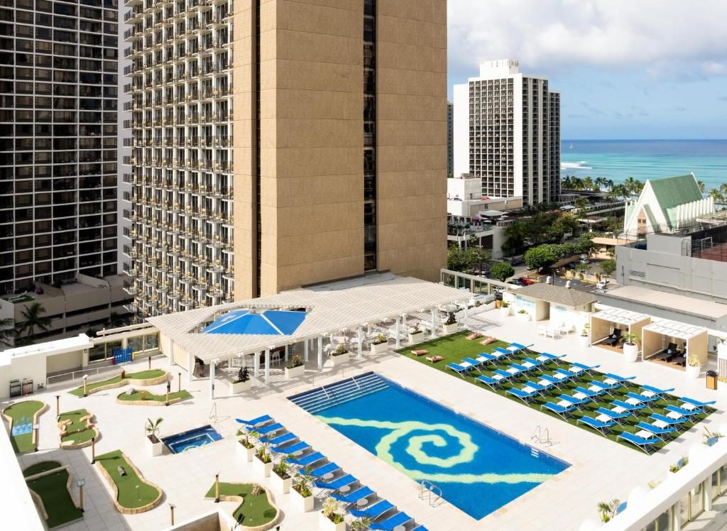 Hilton Waikiki Beach Hotel фото 44