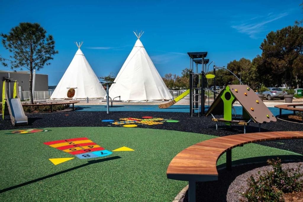 Superior Mobile Homes in Camping Kazela фото 5
