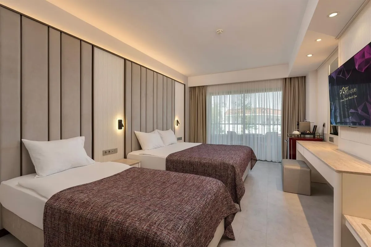 Port Nature Luxury Resort Hotel & Spa фото 3