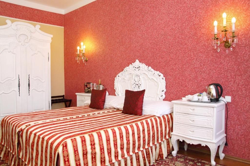 King Charles Boutique Residence фото 29