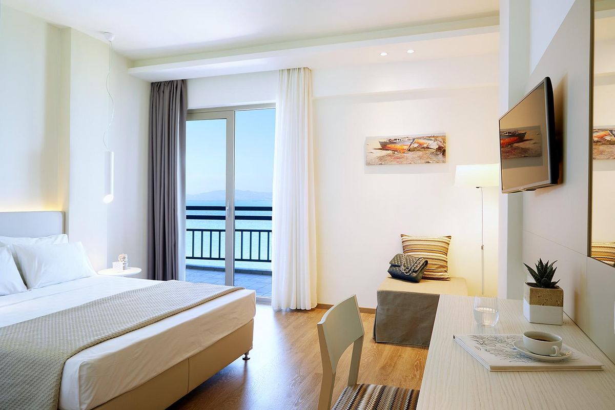 Ammon Zeus Luxury Beach Hotel фото 6