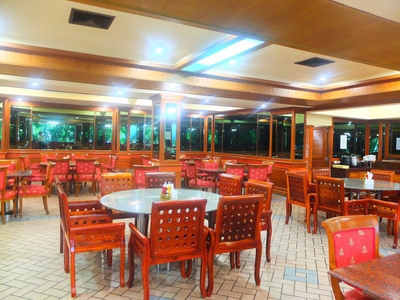 Jomtien Holiday Beach фото 9