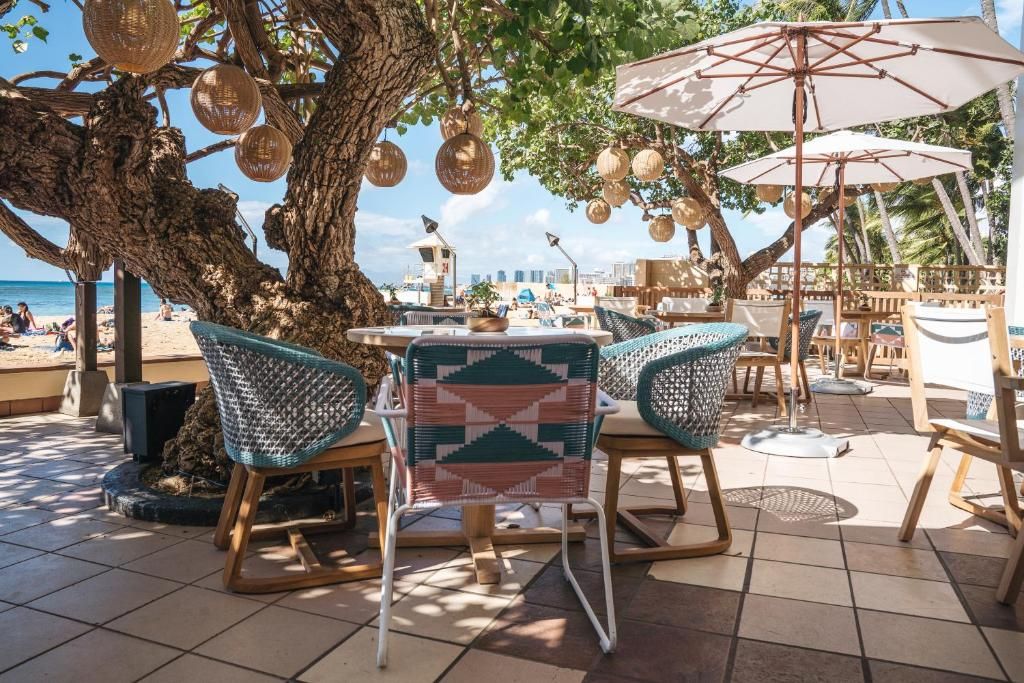 The New Otani Kaimana Beach Hotel фото 53