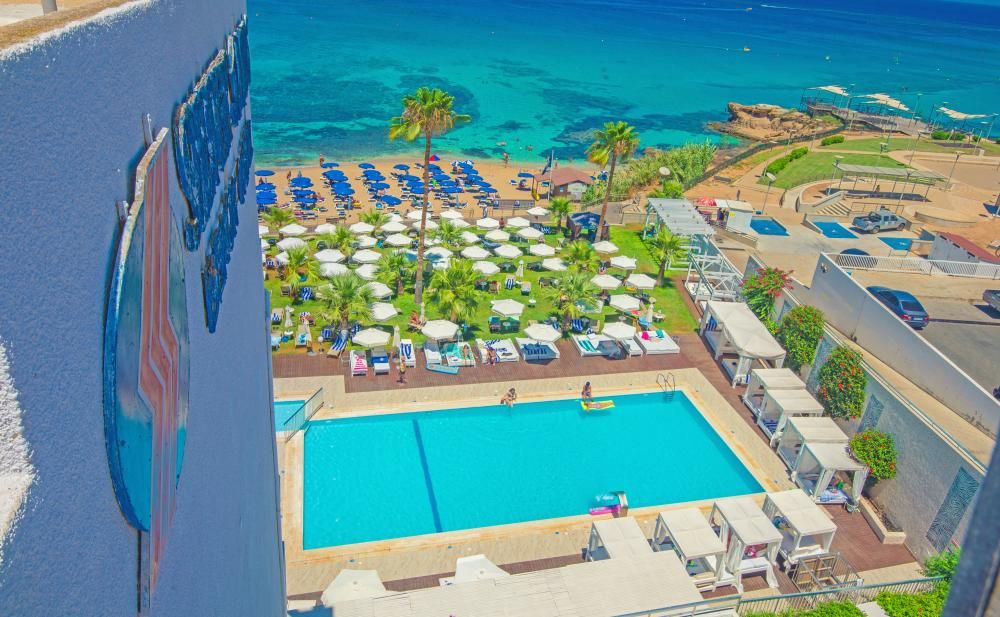 Silver Sands Beach Hotel фото 4