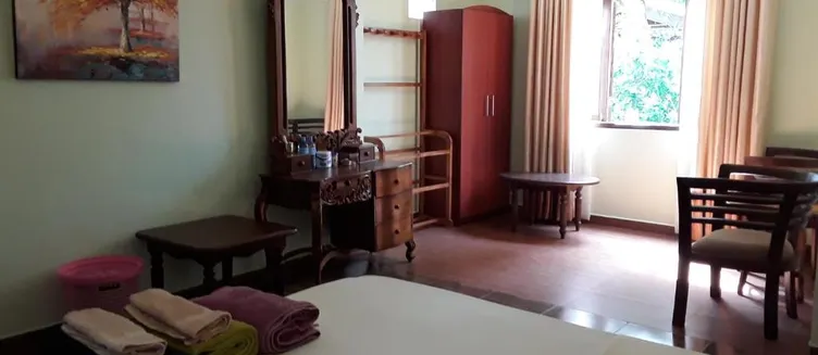 Фото отеля Karl Holiday Bungalow