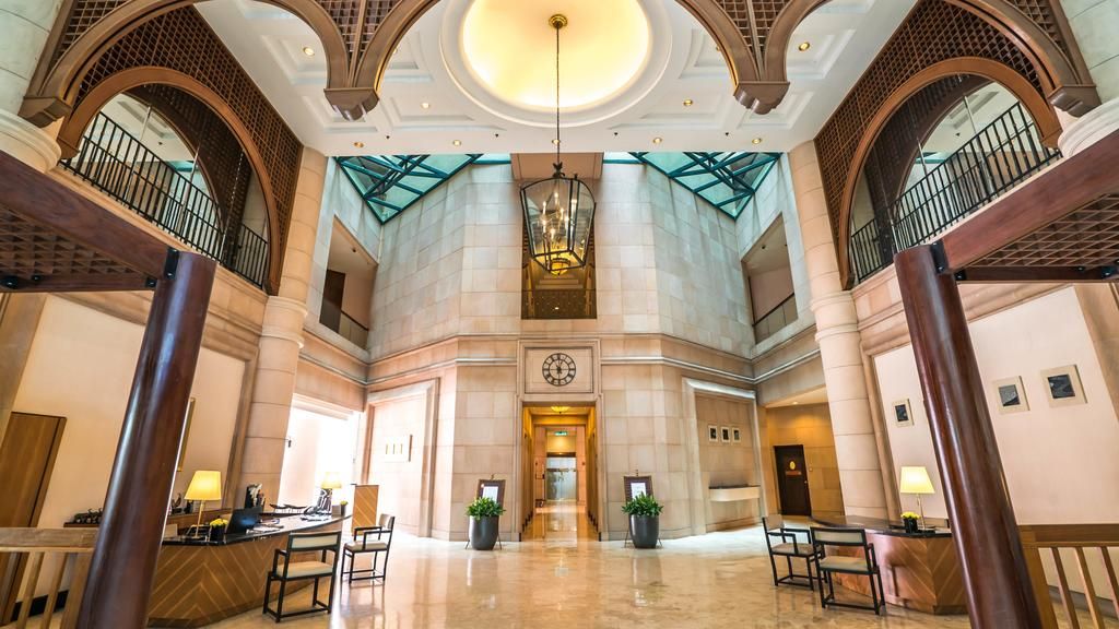 Ambassador Row Hotel Suites by Lanson Place фото 33