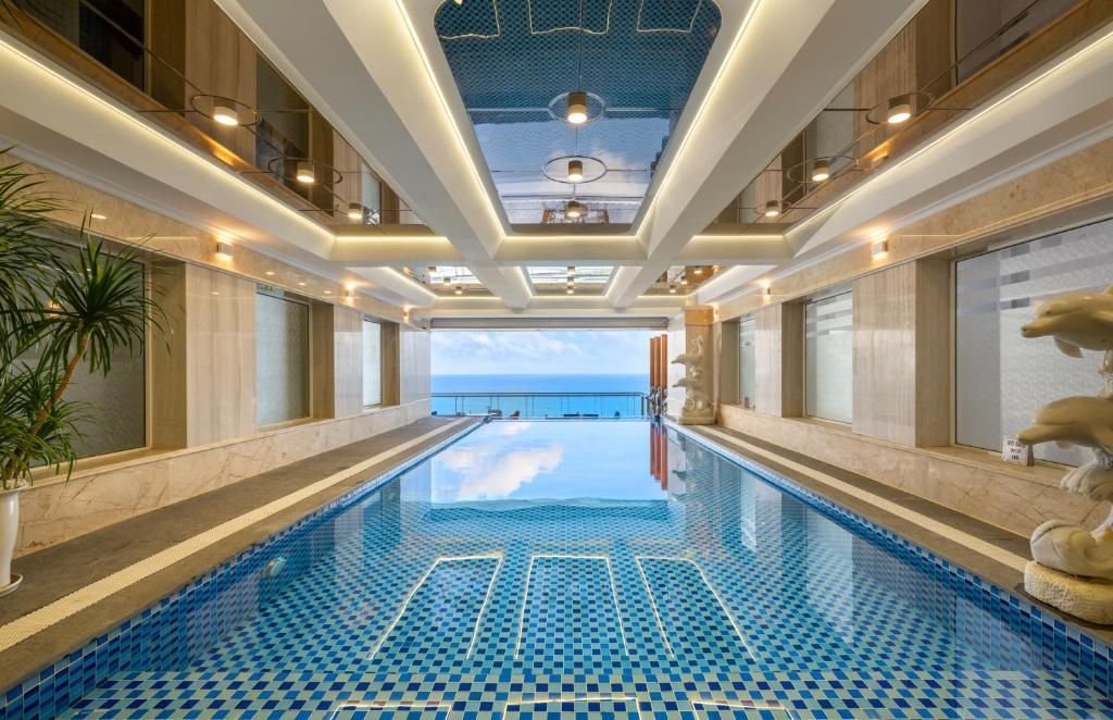 BlueSun Danang Beach Hotel фото 9