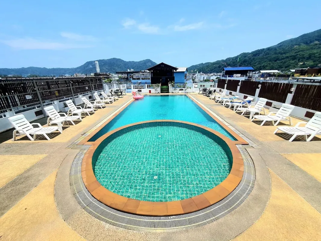 Issara Patong Beach фото 6