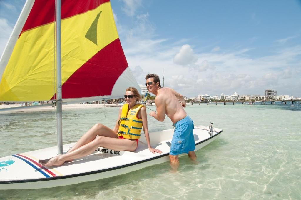 The Royal Cancun, an All Suites Resort фото 24