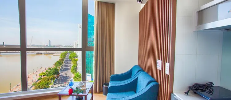 Фото отеля Pariat River Front Hotel Danang