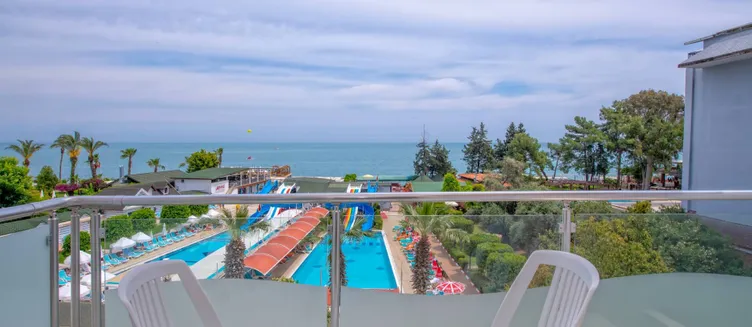 Фото отеля Lims Bona Dea Beach Hotel