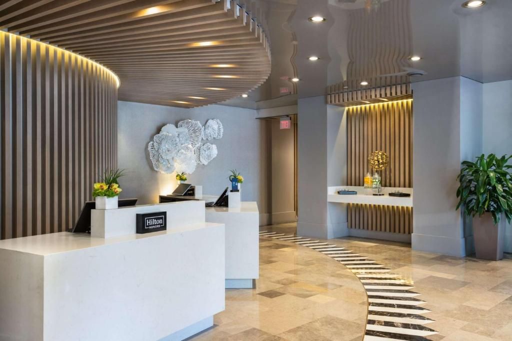 Hilton Bentley Miami South Beach Hotel фото 53