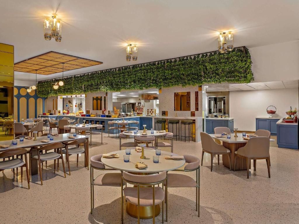 Novotel Abu Dhabi Al Bustan фото 67