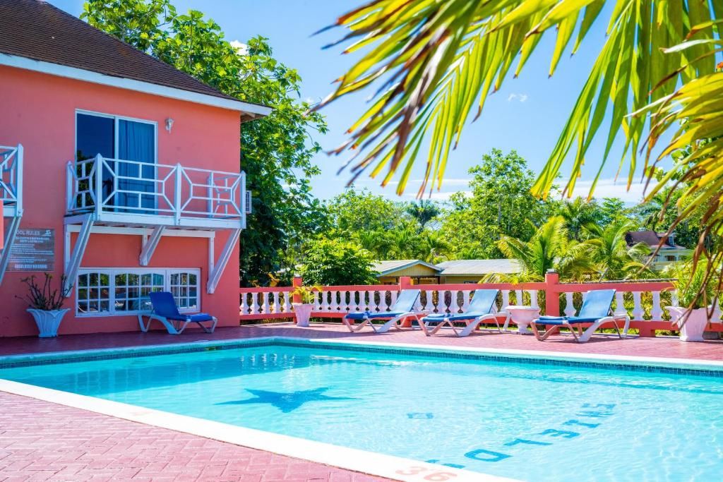 Shields Negril Villas LTD фото 5