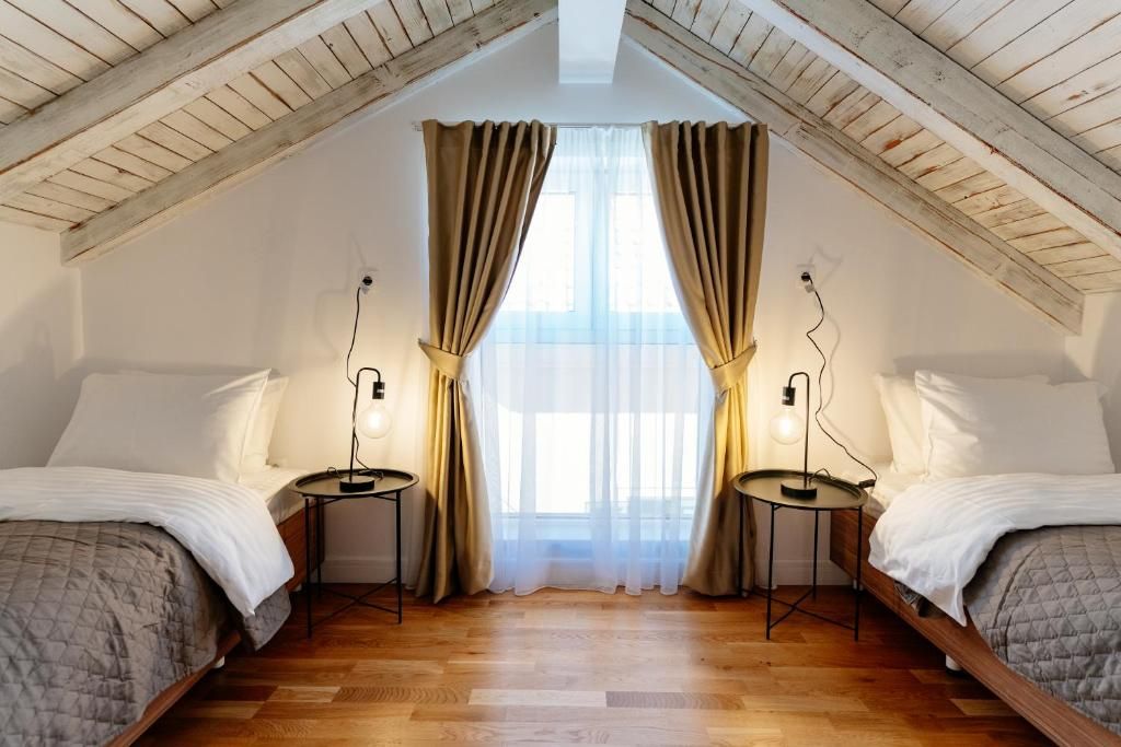 Accommodation Tianis Deluxe Rooms фото 15
