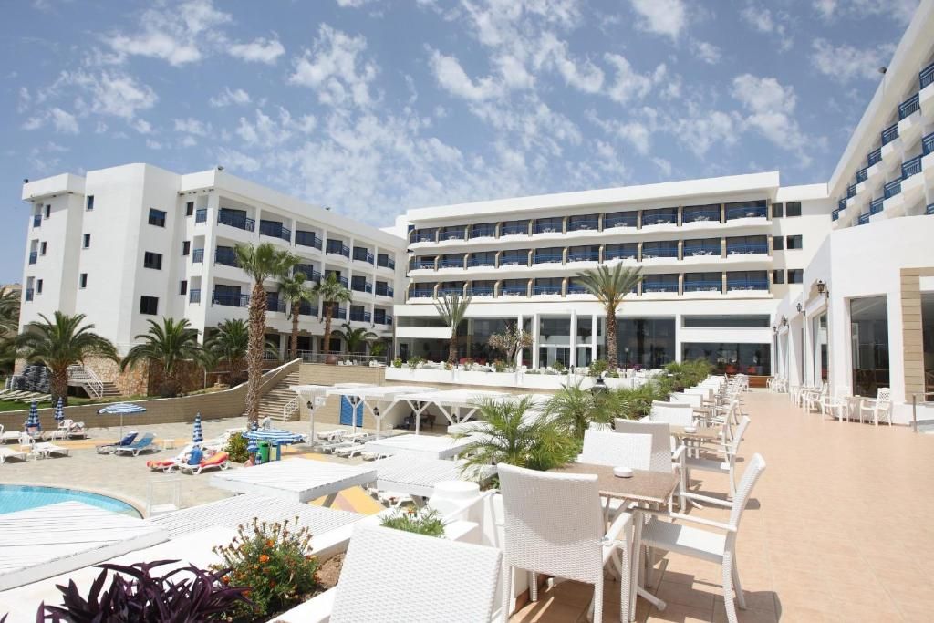 Ascos Coral Beach Hotel фото 40