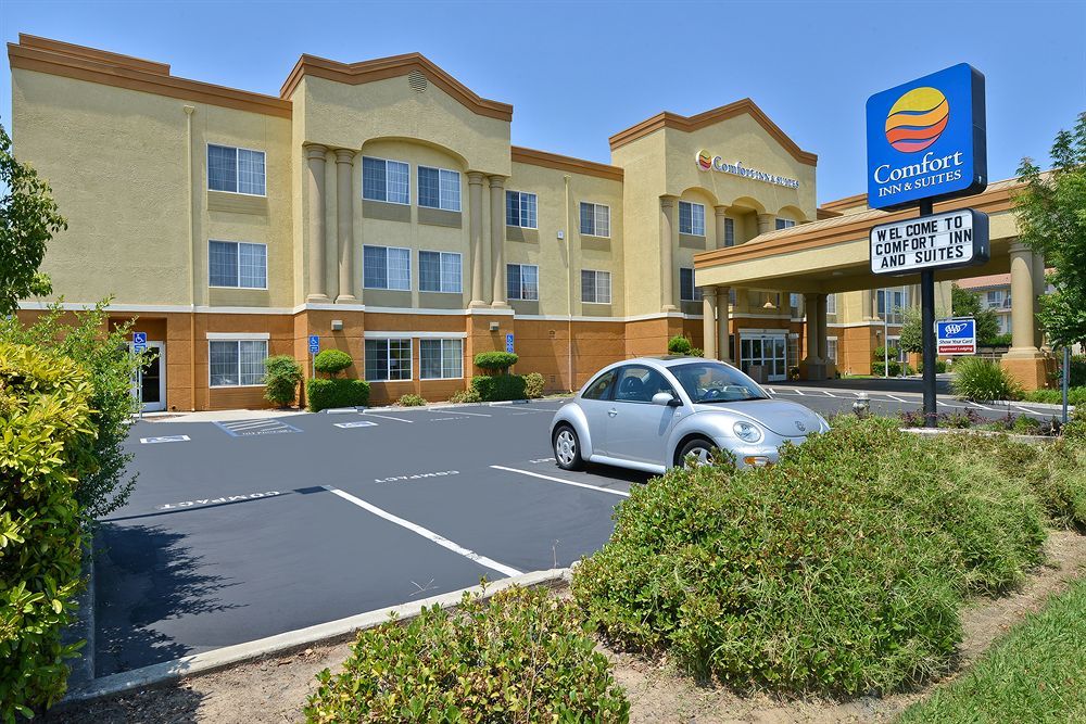 Comfort Inn & Suites Sacramento – University Area фото 28