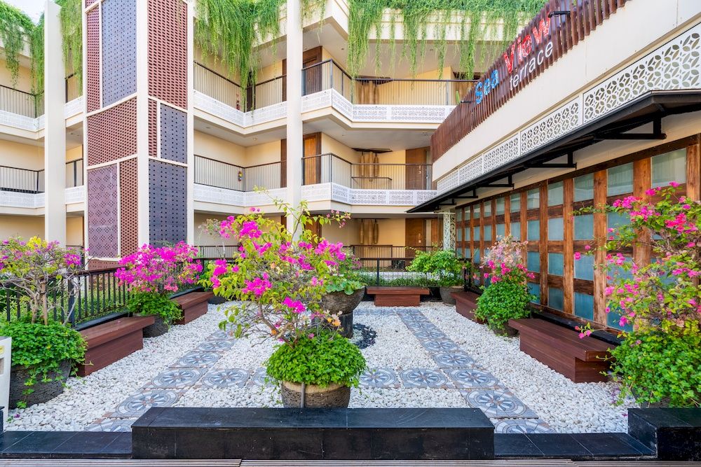 Vouk Hotel & Suites фото 29