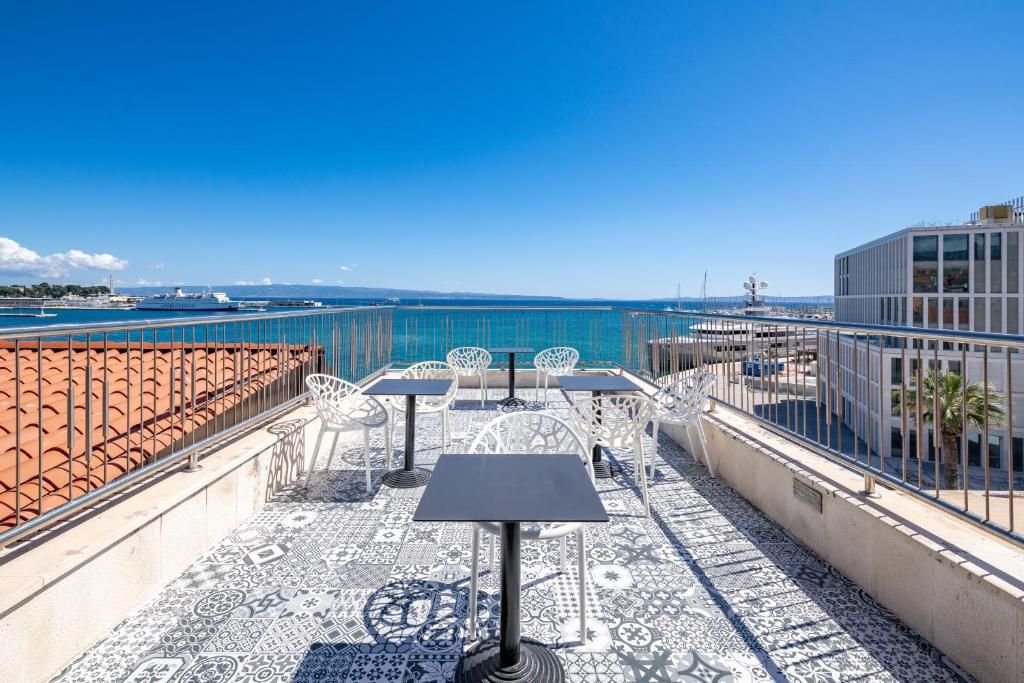 Galeria Valeria Seaside Downtown - MAG Quaint & Elegant Boutique Hotels фото 8